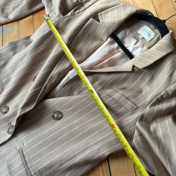 Sezane Sz 6 (38) Michele Tan Pin Stripes Double Breasted Wool Blend Blazer - Picture 7 of 8